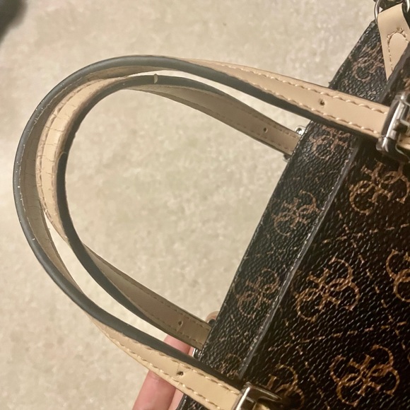 Guess Mini tote hand bag - Picture 3 of 3